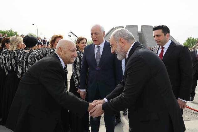 «Հրապարակ». Մեր մեծերը պայքարում են պանթեոնում գերեզմանի տեղ ունենալու համա՞ր