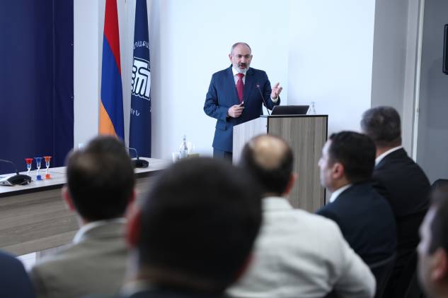 «Հրապարակ»․ Մանրամասներ Նիկոլ Փաշինյանի եւ ՔՊ-ականների փակ նիստից
