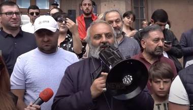 Ինչո՞ւ էին ակադեմիայի դռները փակ