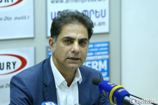 «Հրապարակ». Բագրատ սրբազանին վարկաբեկելու փորձերը նշանակում են, որ շարժումը թափ է առնում