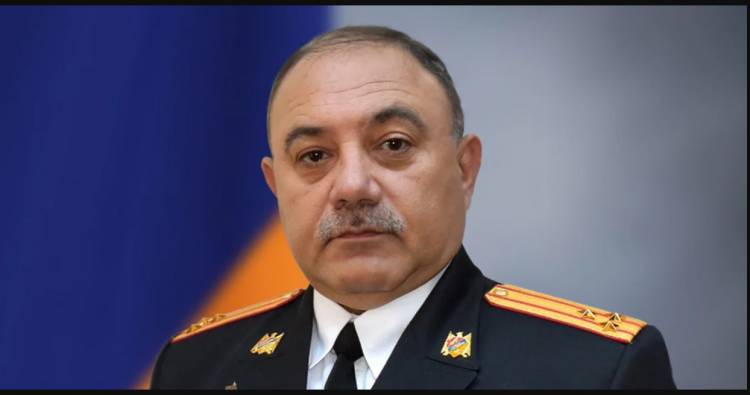 «Հրապարակ»․ Հայրենիքի հանձնմանն անձամբ հետեւել է ռազմական ոստիկանության պետ Աշոտ Զաքարյանը