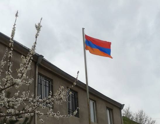 Մանկապարտեզը տուգանվել է դրոշի բացակայության համար․ բյուջե լցնելու նոր հնարք