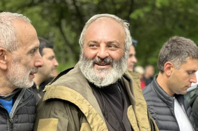 Պարզ ճակատով պետք է քայլել ազգերի շքերթի մեջ