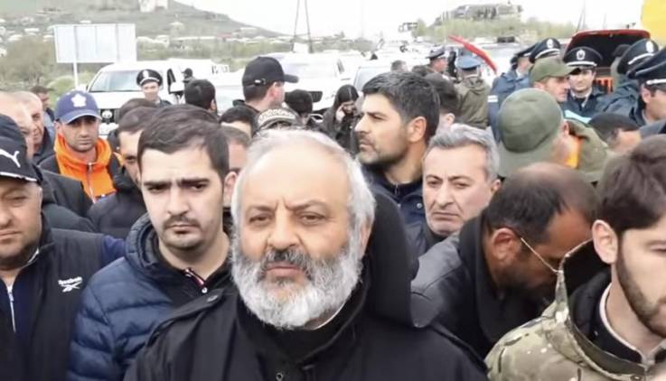  Մեր երկրում քաղաքականություն կա՞, որ մի հատ էլ եկեղեցուն քաղաքական դաշտ ներքաշեն
