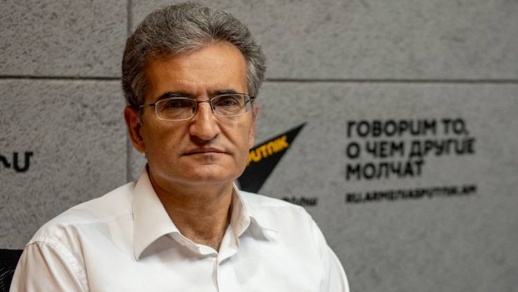 «Հրապարակ». Փաշինյանին անվստահության նախագծում պետք է ներկայացվի նոր վարչապետի թեկնածուն