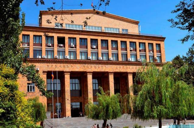 ԵՊՀ 50-ից ավելի դասախոսներ աջակցում են շարժմանը և պահանջում Նիկոլ Փաշինյանի հրաժարականը