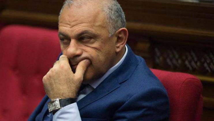 Ես միշտ ժողովրդի հետ եմ. Ալիկ Սարգսյան