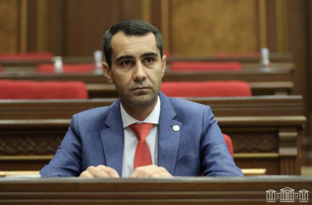 «Հրապարակ». Պարգեւատրումները հույժ գաղտնի են