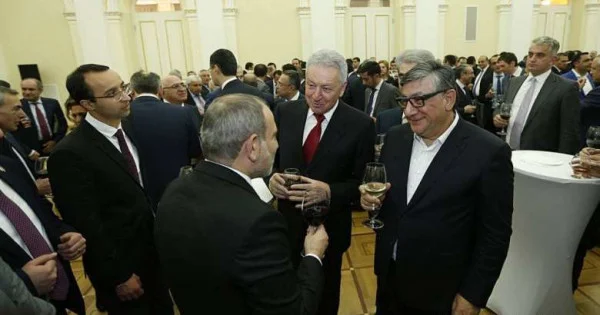 Удастся ли развеять сомнения Пашиняна?