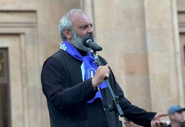 Առաջ 4 հոգով էին մարդ ծեծում, հիմա՝ 30, այդպե՞ս է ոստիկանությունը բարեփոխվում