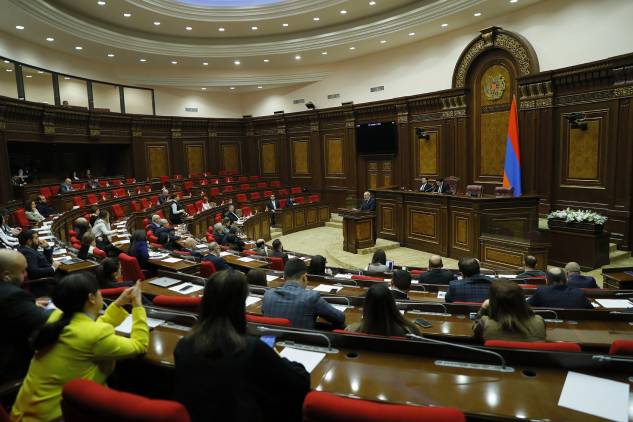 «Հրապարակ». Իմպիչմենթի ուրվականը․ կդառնա՞ ԱԺ-ն պայքարի հանգրվան