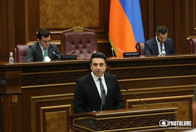 Ալեն Սիմոնյան, դու աշխարհաքաղաքական վերլուծություններ մի արա