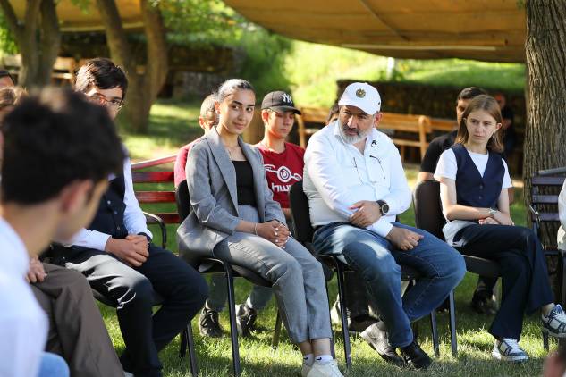 «Հրապարակ»․ Նիկոլ Փաշինյանը հայկական սրբությունների դեմ հերթական ոտնձգությունն է արել