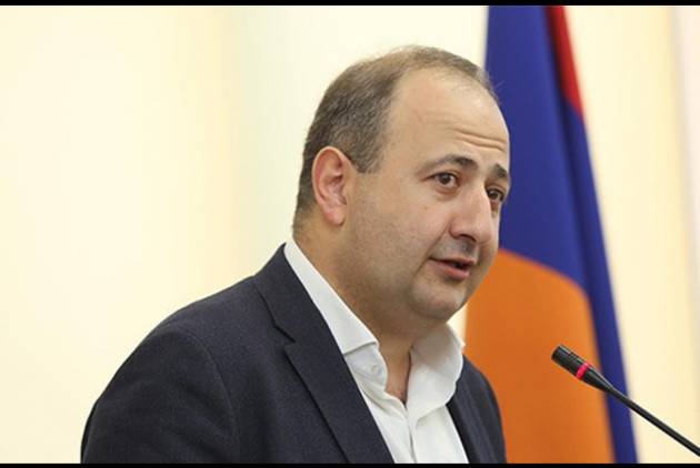 «Հրապարակ». Ինչո՞ւ Բայրամի կապակցությամբ Փաշինյանը չի զանգահարում Իրաքի, Սիրիայի, Լիբանանի, ԱՄԷ ղեկավարներին եւ շնորհավորում