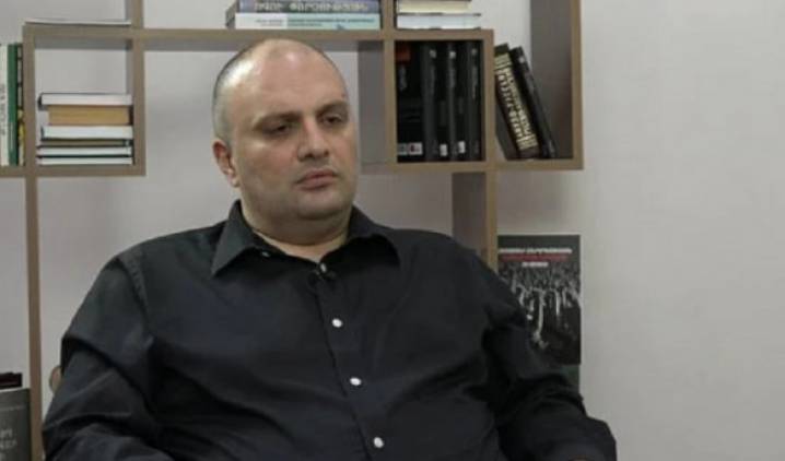 «Հրապարակ». Բաքուն շատ է վախենում, որ մենք մեր մեջքը կուղղենք