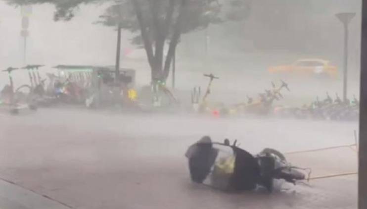 Զոհեր և տասնյակ վիրավորներ. Մոսկվայի մահացու փոթորիկը