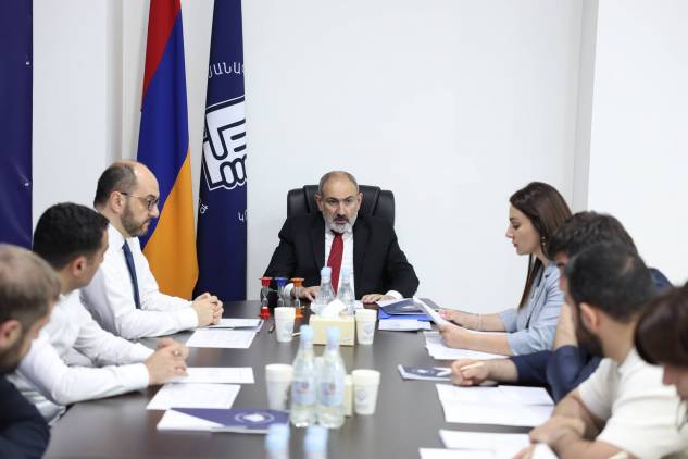 «Հրապարակ»․ Փաշինյանը անակնկալ փոխել է փակ նիստի օրակարգը․ ինչ են քննարկել