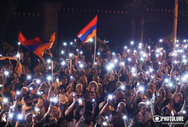 «Հրապարակ»․ «Մատնիչներ» են գործուղել շարժման հավաքներին