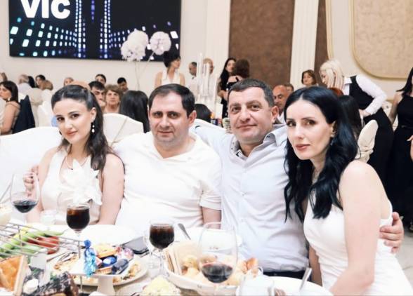 Սուրեն Պապիկյանը՝ քավոր. մեծ խնջույք Գյումրիում