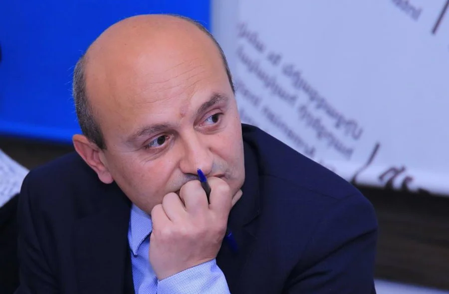 Եվրաբացիլների կյանքից