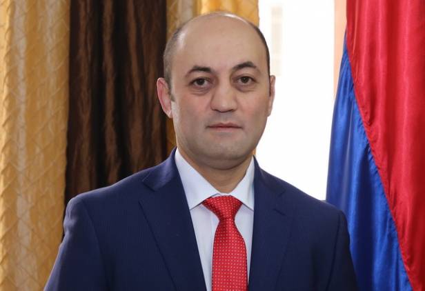 Ավետ Պողոսյանը կազատվի պաշտոնից