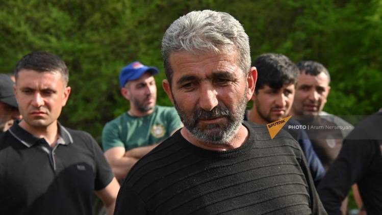 «Հրապարակ». «Թաղումն արել ենք, պրծել»․ Կիրանցում անզեն աչքով հետեւում են թշնամու շարժին