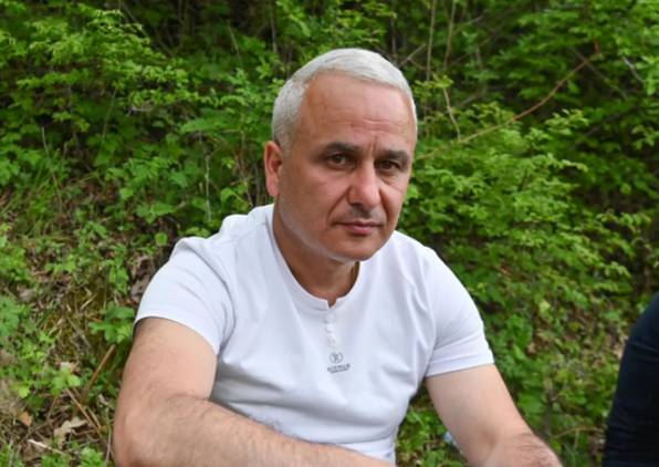 «Ընկել են ընտանիքիս հետեւից»․ ձերբակալել են Միհրան Մախսուդյանին եւ նրա եղբորը