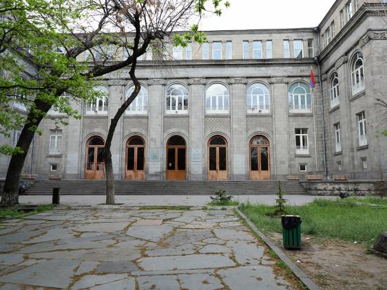 Ագրարային համալսարանն աջակցում է ինքն իրեն 