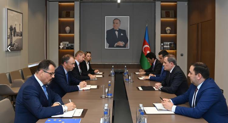«Հրապարակ»․Նոր նարատիվներ եւ ցինիկ լռություն