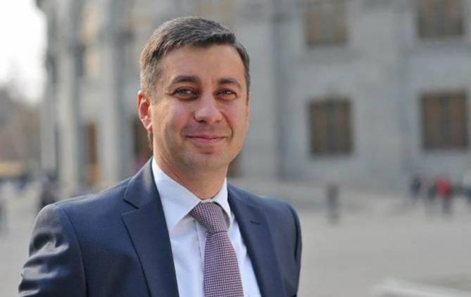 «Հրապարակ»․ Հիմա որ երկիր է գործուղվելու Վլադիմիր Կարապետյանը       