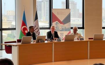 «Հրապարակ». Ինչ օրակարգով էր M I6-ի ղեկավարը Բաքու ժամանել
