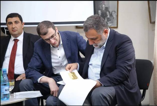 «Հրապարակ». Առնվազն բարոյական չէ խոսել այն անձանց մասին, ովքեր գտնվում են Բաքվի բանտում