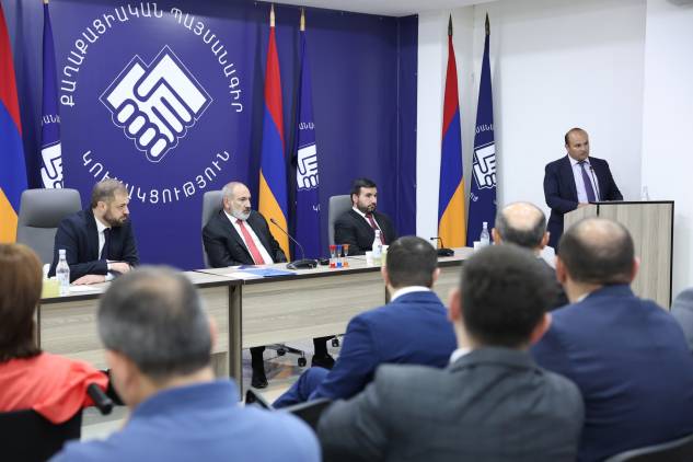 «Հրապարակ»․ ՔՊ-ում ոմանք ուզում են օր առաջ սկսել սահմանազատումը եւ չեն հավատում Իրանի «անկեղծությանը»