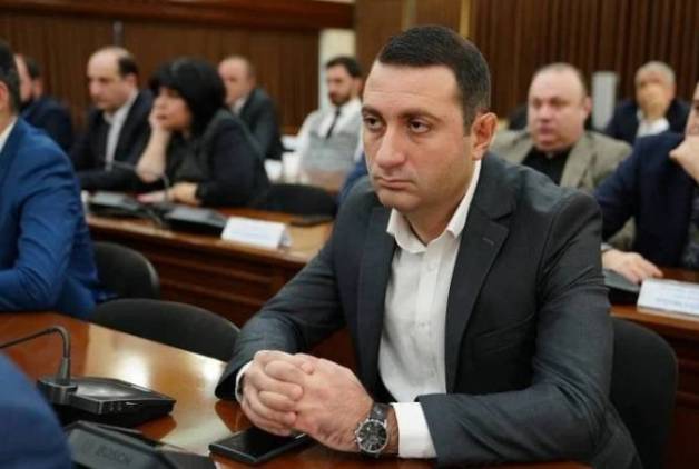 «Հրապարակ». Ապօրինի «պարկովշչիկների» հարցերը լուծել են․ Արամի փողոցի առեղծվածը