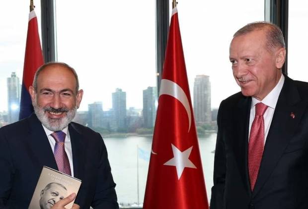 «Թշնամու կամակատարը երջանիկ է»․ մարդիկ զայրացել են