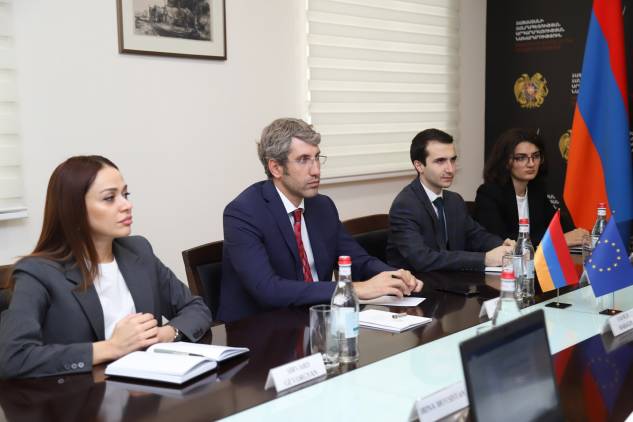 «Հրապարակ»․ Արփի Դավոյանն ընդդեմ Գրիգոր Մինասյանի