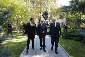 Իսկ օրացույցին հոկտեմբերի 27-ն էր