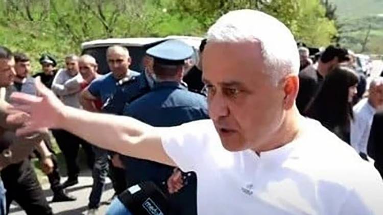 Ես չգիտեմ, թե որ հրամանատարի մոտից են փախել, բայց իմ մոտից դասալիք չի եղել․ գնդապետ Մախսուդյան