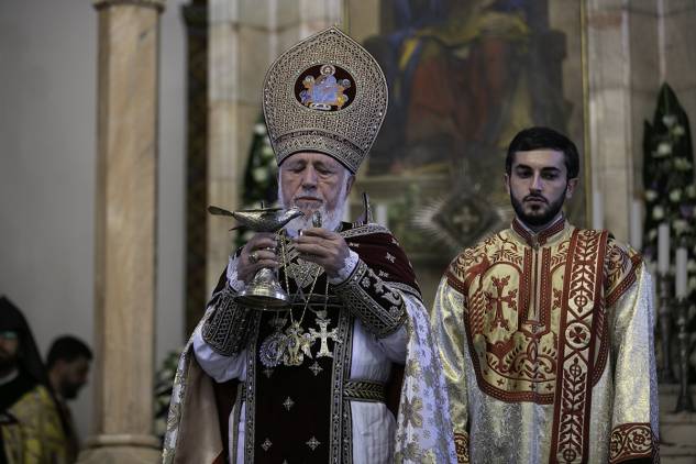 Քաղաքական արձանագրումներ՝ Մյուռոնօրհնության եւ Տաճարի վերաօծման արարողություններից հետո