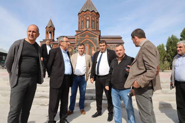 «Հրապարակ».  Գյումրին կզիջեն ՔՊ-ին