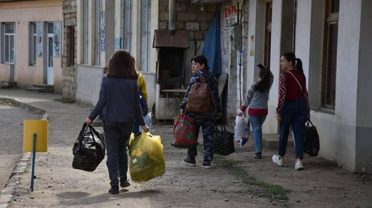 «Հրապարակ». ՔՊ-ական պաշտոնյաները որսի են դուրս եկել