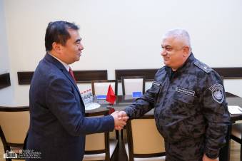 Անհարմար եմ զգում