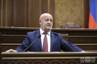 Աղազարյանը վտանգում է Փաշինյանի ներքին եւ արտաքին քաղաքականությունը