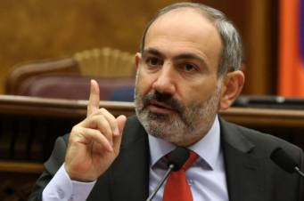 Բոլորդ առանց ինձ ընդամենը ուսապարկ եք
