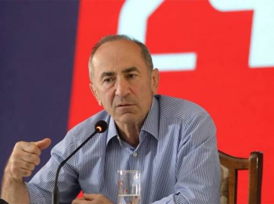 «Հրապարակ». Ռոբերտ Քոչարյանը թիմի հավաք է կազմակերպել