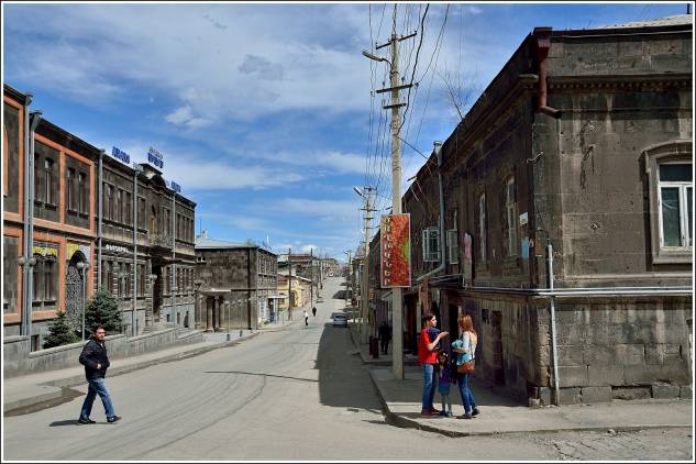 Նեղ շահերի համար քաղաքը «վարի» գնաց․ ում են մեղադրում գյումրեցիները