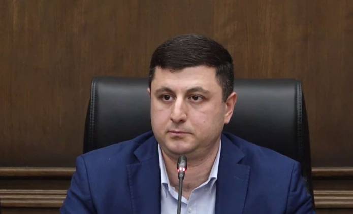 Ստեփանակերտն ավերում են