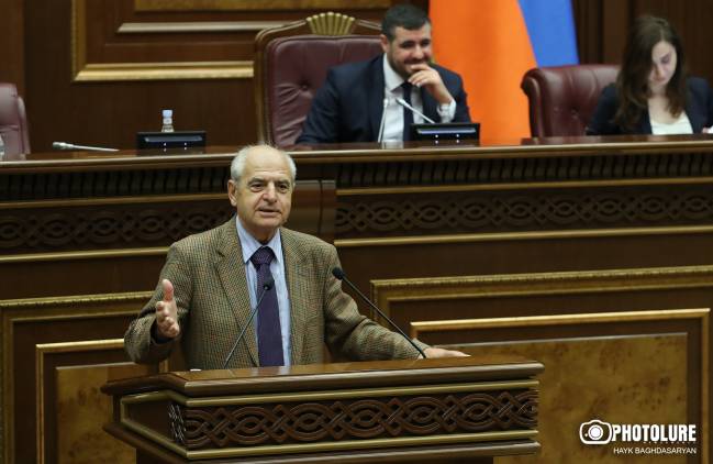 «Հրապարակ». Կարեն Անդրեասյանը լյուստրացիա արեց, ապացուցեց, որ չկա անկախ դատական համակարգ