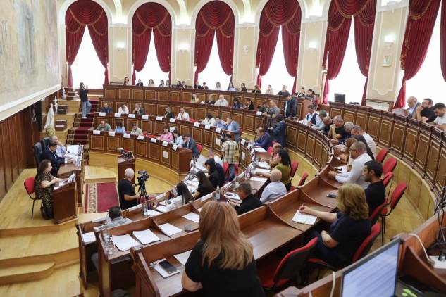 «Հրապարակ». Գյումրիում արդեն գիտեն, թե ով է հաղթելու Նիկոլ Փաշինյանի «փրայմըրիզը»