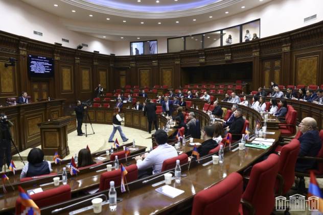 «Հրապարակ». «Անասնագողությունը» եւ առնետավազքը Հայաստանում տարածված երեւույթներ են